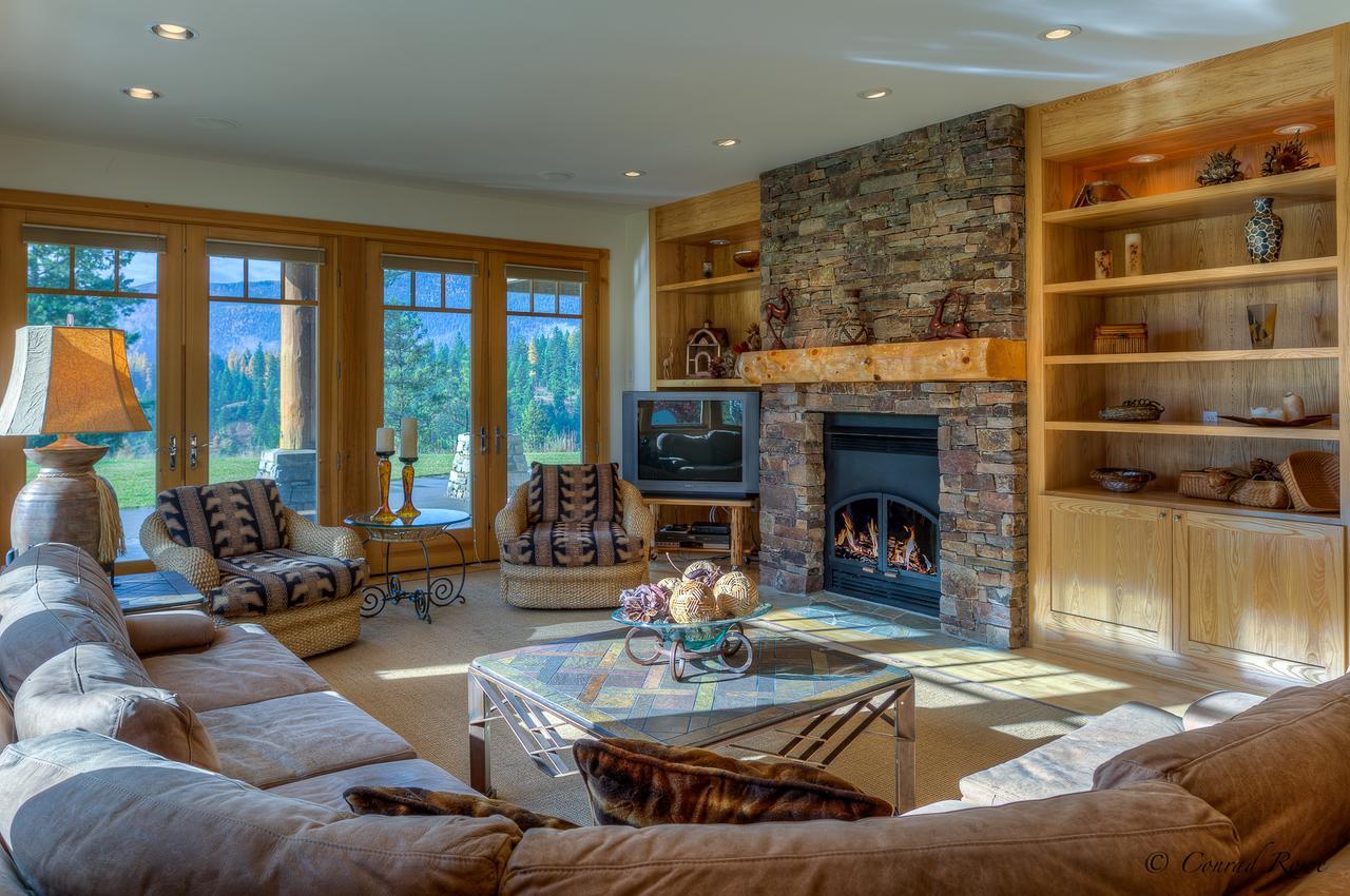 The Lodge At Trout Creek Bed And Breakfast מראה חיצוני תמונה