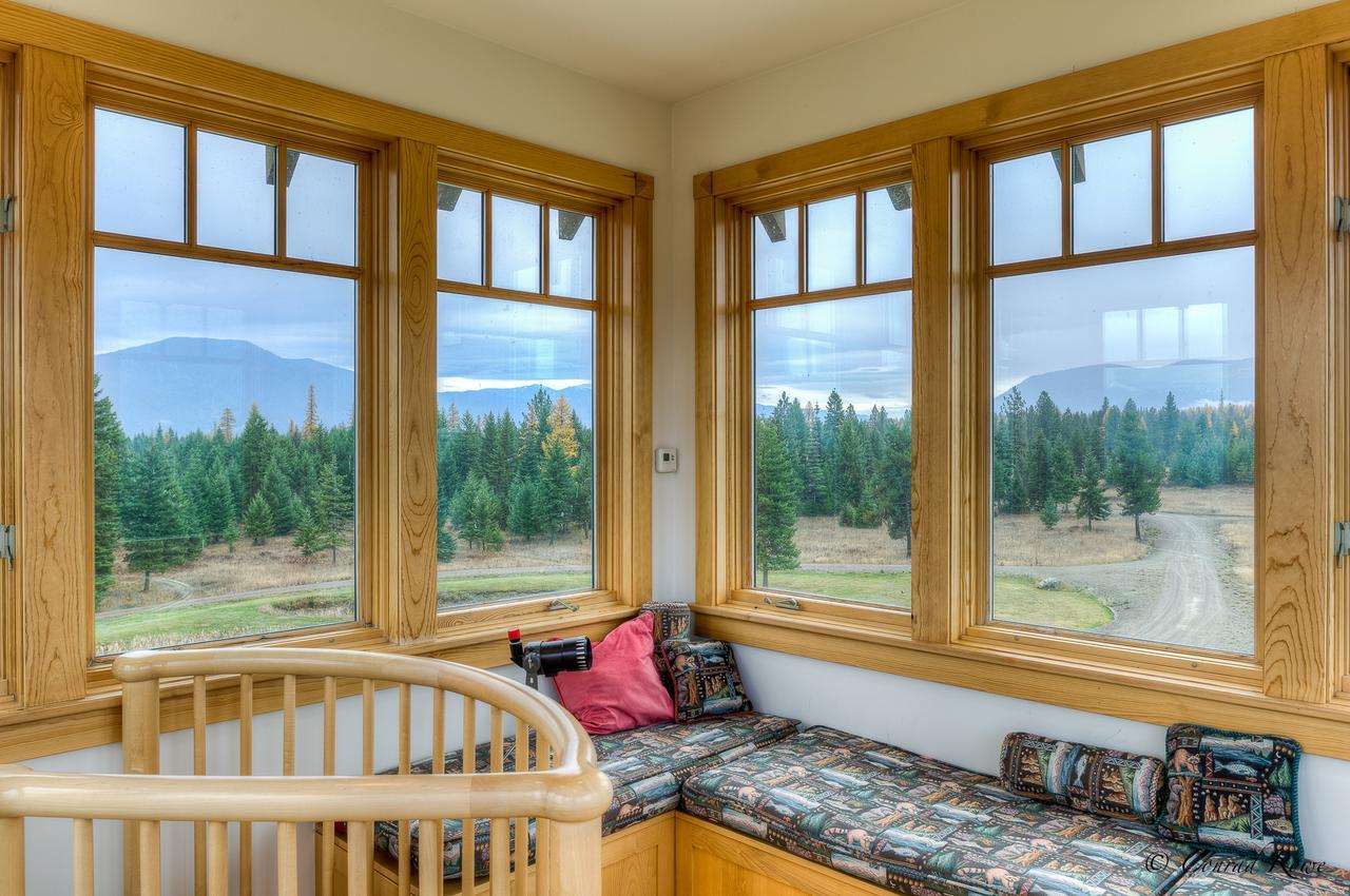 The Lodge At Trout Creek Bed And Breakfast מראה חיצוני תמונה